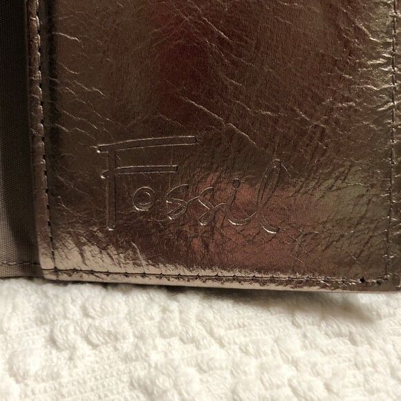 Fossil Wallet Vintage Bifold Credit Card, Coin, and ID Wallet - Picture 9 of 11